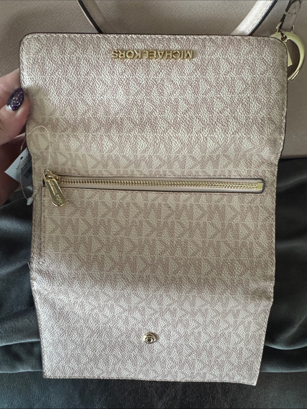 BNWT Michael Kors Pale Blush Satchel with Matching Wallet - Picture 5 of 13